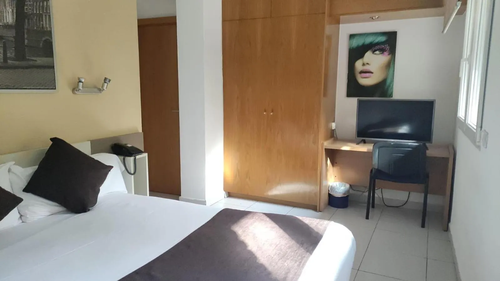 ברצלונה Hotel Travessera