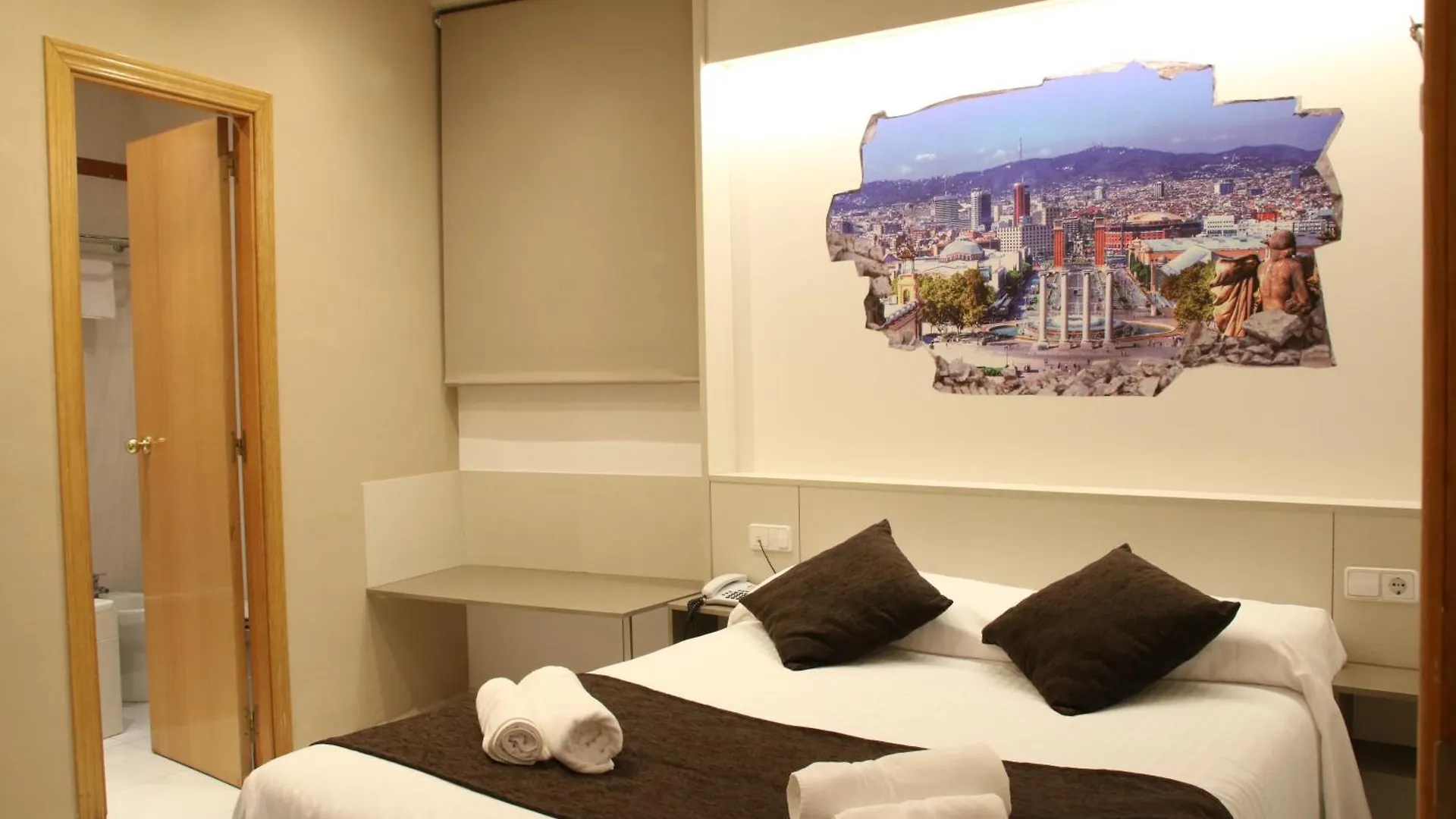 ברצלונה Hotel Travessera