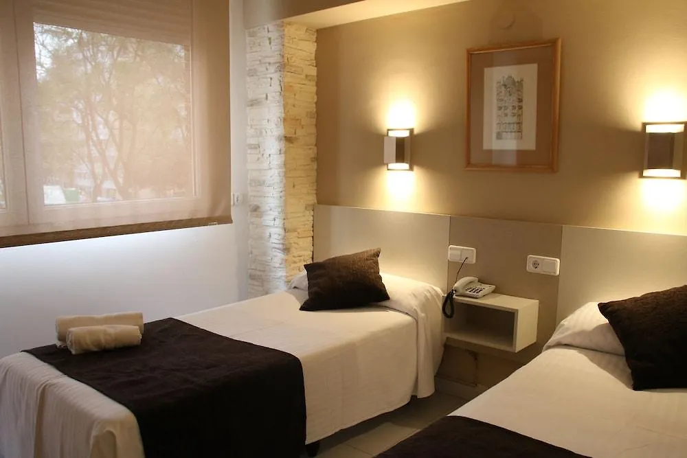 Hotel Travessera Barcelona