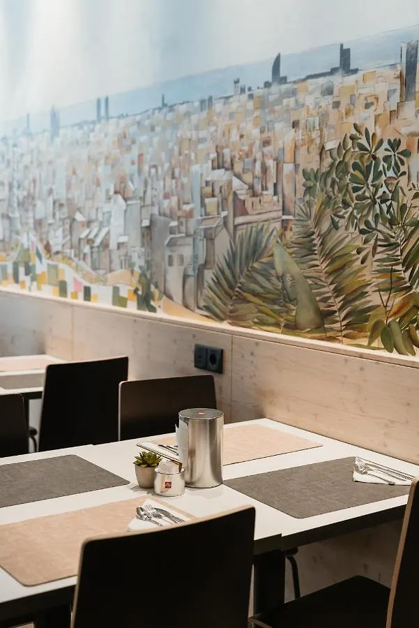 Hotel Travessera Barcelona