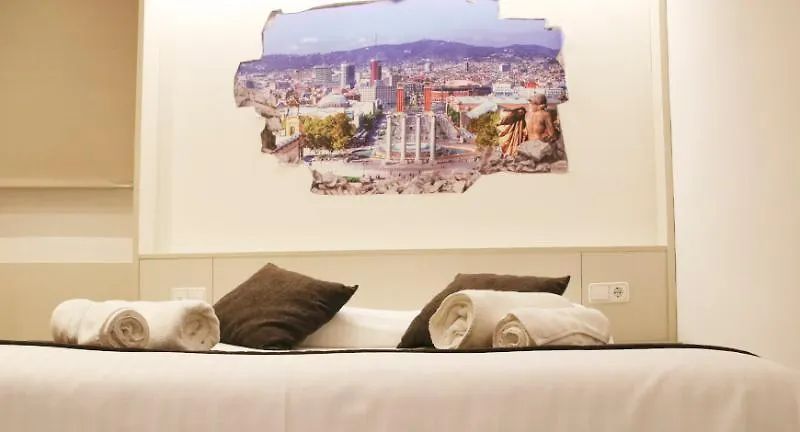 Hotel Travessera Barcelona 2*,