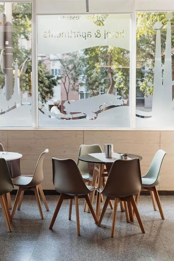 **  Hotel Travessera Barcelona Španělsko