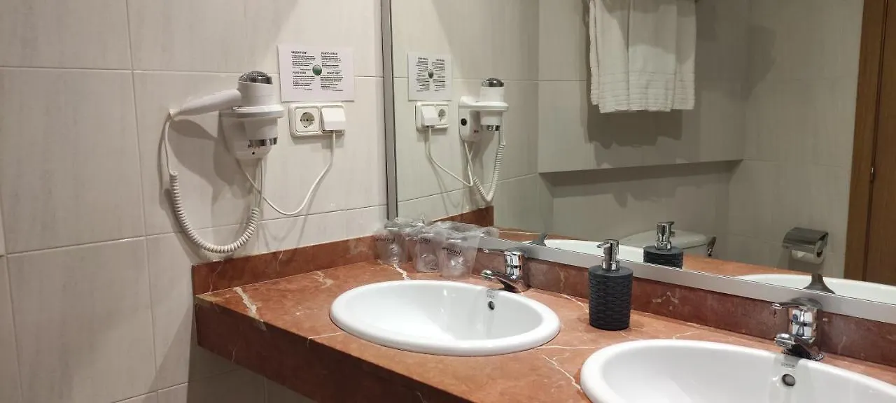Hotel Travessera Barcelona