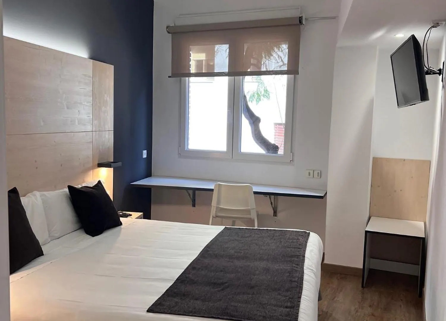 Hotel Travessera Barcelona